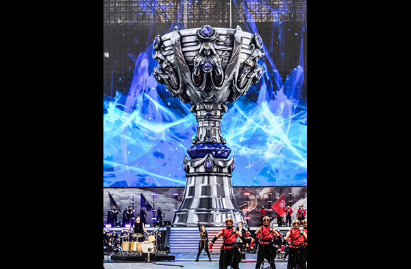 1月14日下午15：00，2023英雄联盟职业联赛（LPL）春季赛第一周第一天的比赛即将到来